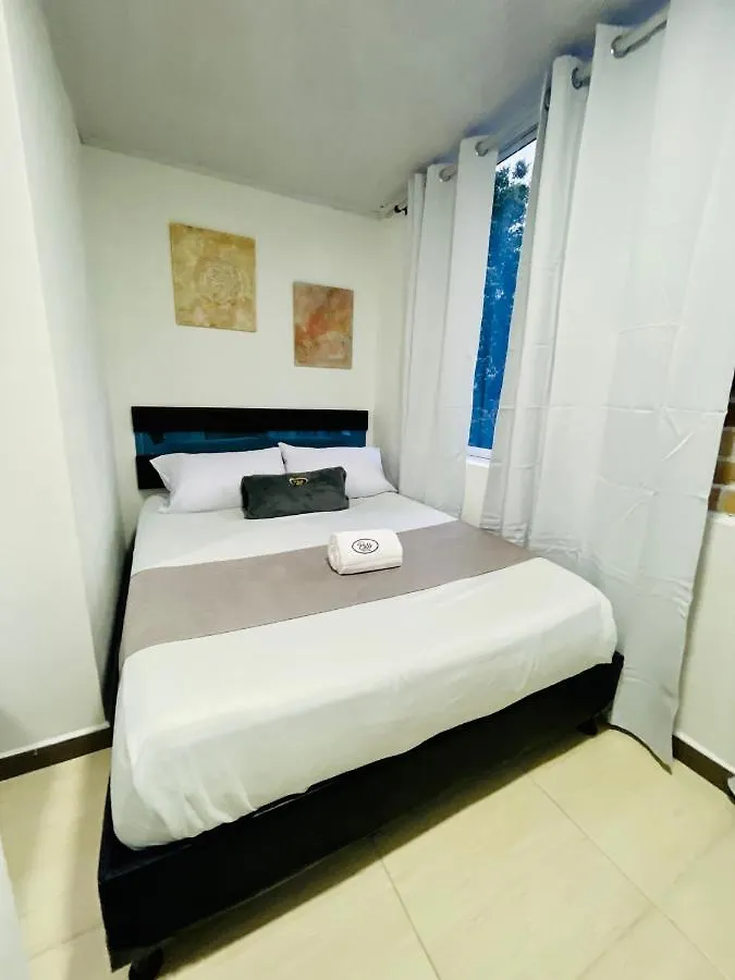Hotel Pass, Laureles Medellin