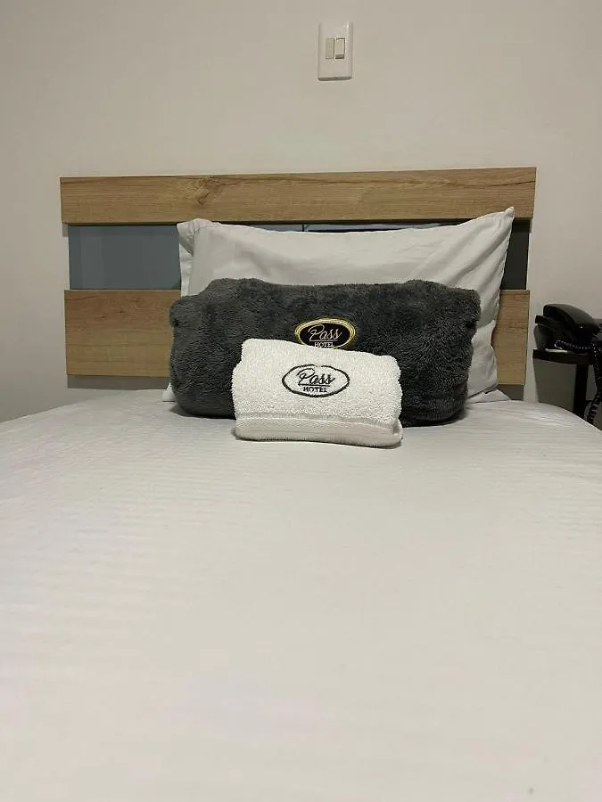 Hotel Pass, Laureles Medellin