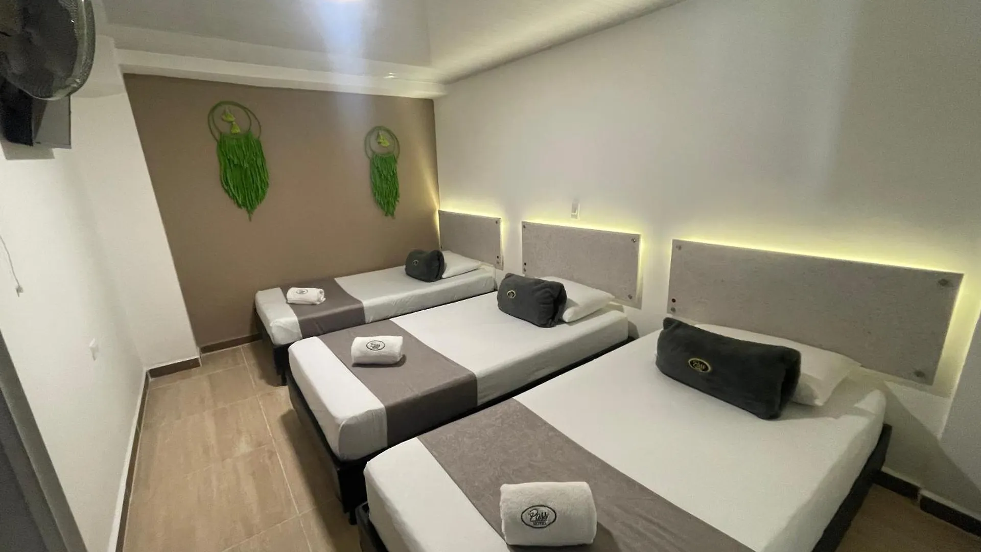 Hotel Pass, Laureles Medellin