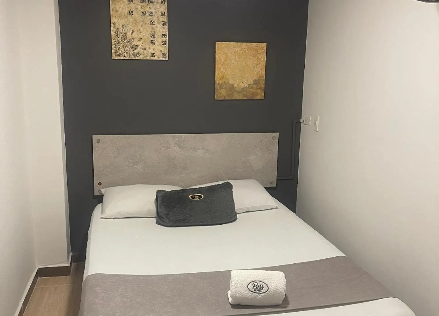 Hotel Pass, Laureles Medellín